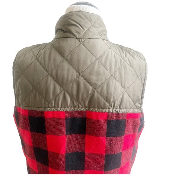Maurice’s Red Buffalo Plaid Flannel Puffer Zip Up Vest Size XL Outdoors Hunting - Picture 4 of 10